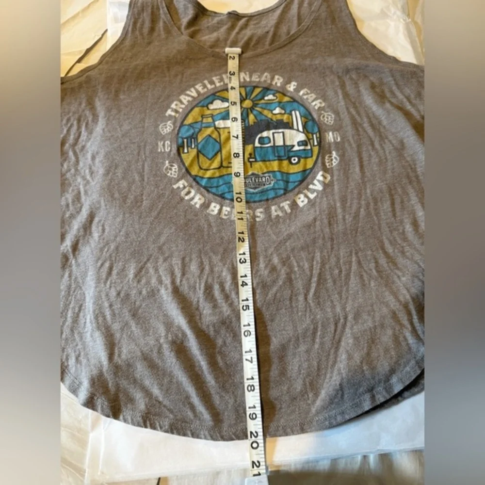 Women’s Boulevard Brewing Co. Tank Top – “Traveled Near & Far” Graphic | Size L - Picture 7 of 9